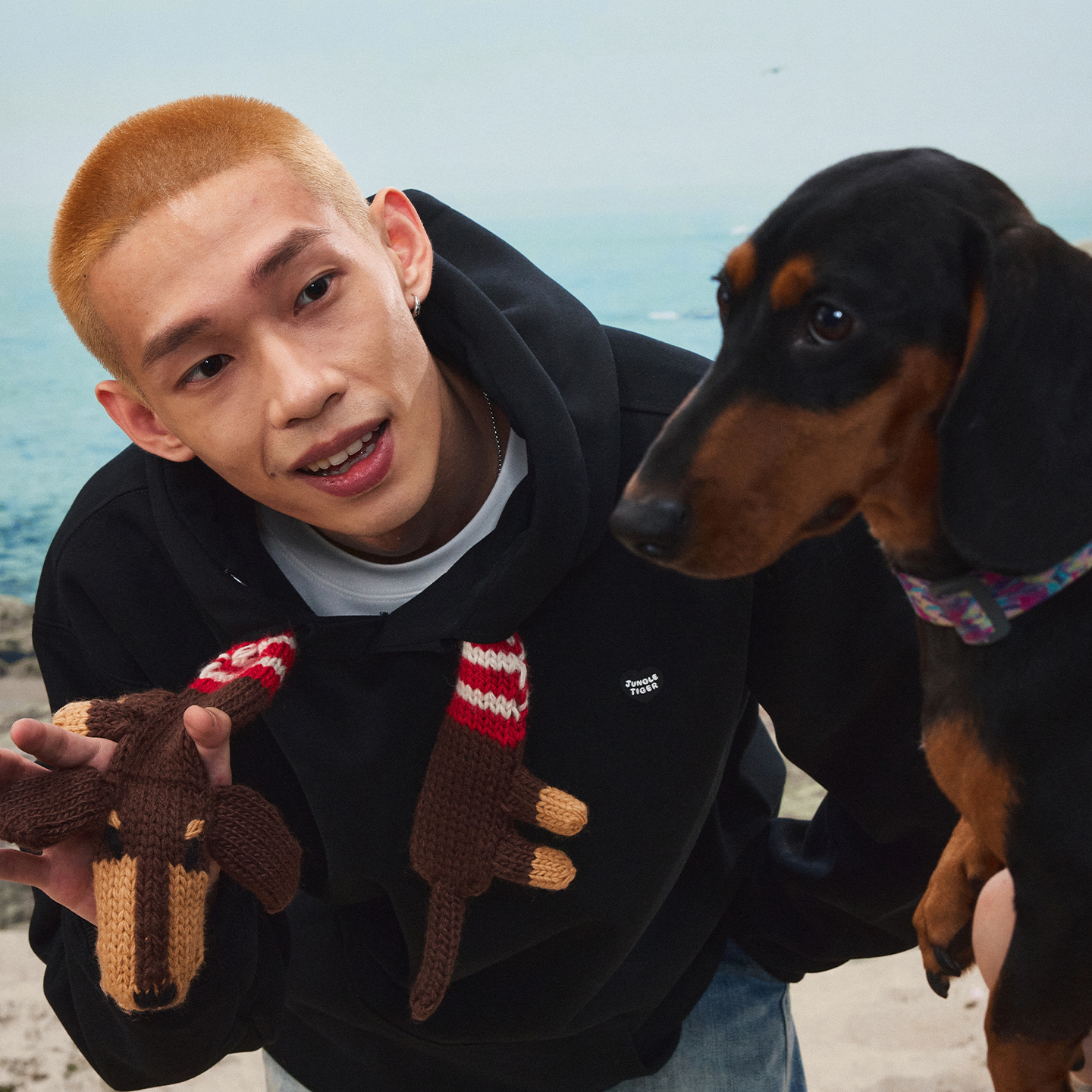 可拆卸针织腊肠狗帽绳情侣卫衣男