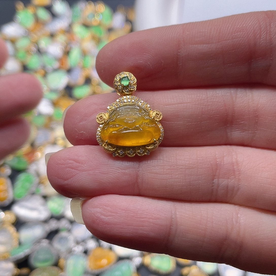 翡翠颈饰18K金镶嵌天然翡翠18kA货