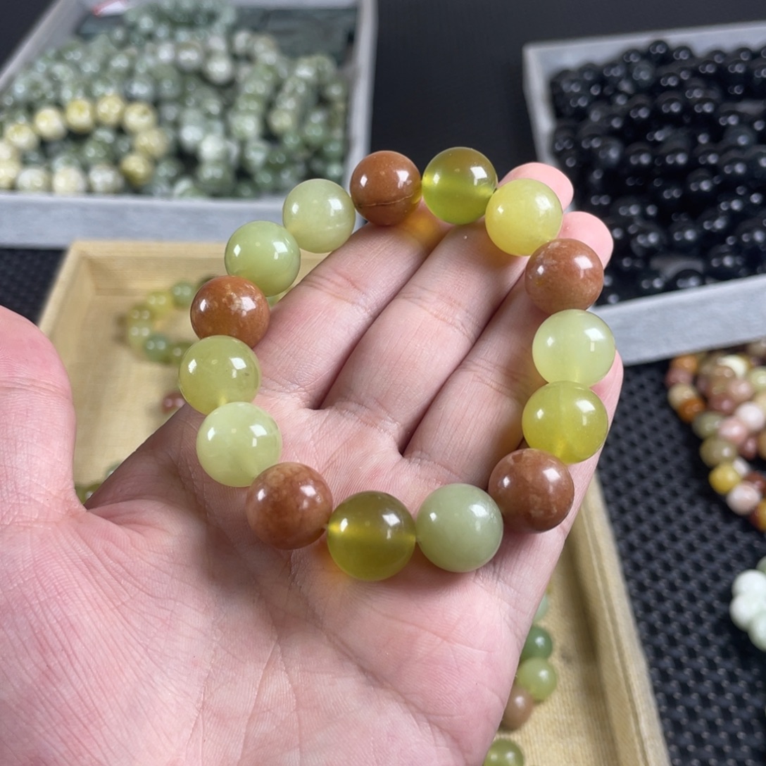 蛇纹石玉未镶嵌手链