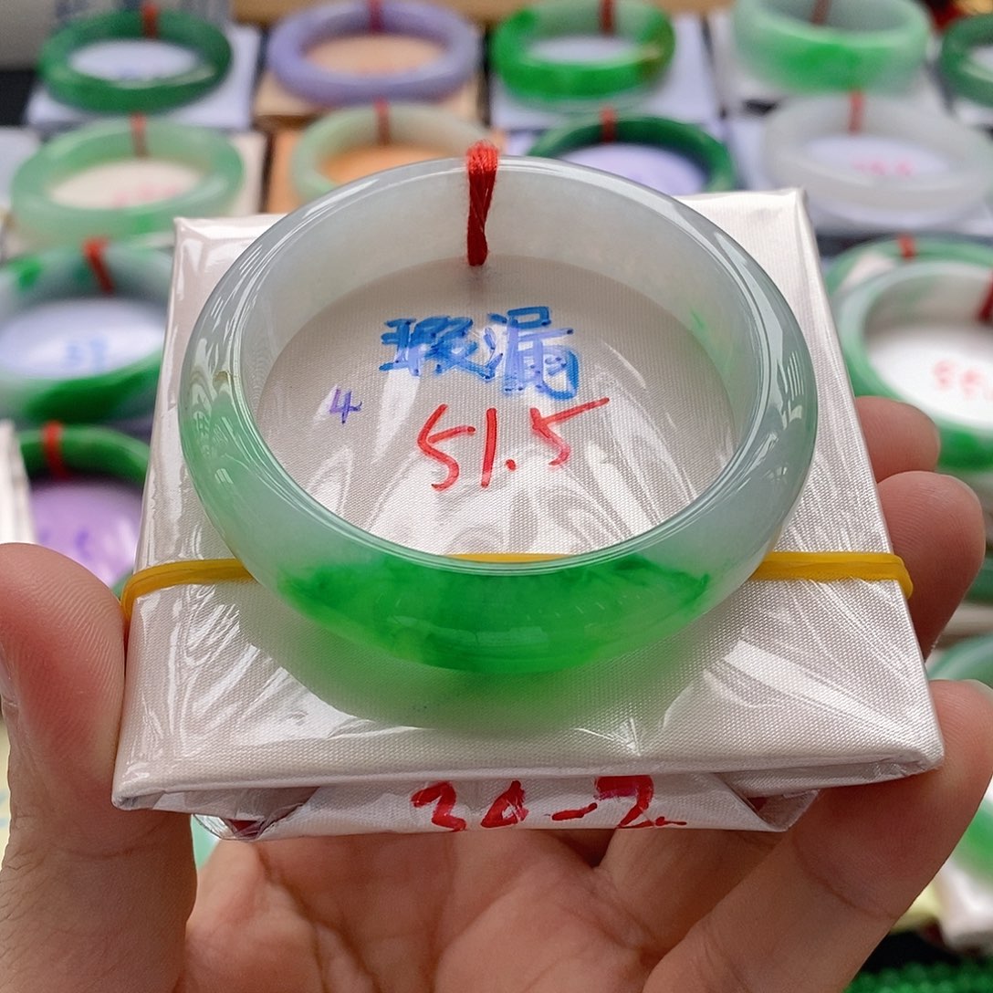 翡翠手镯未镶嵌4号