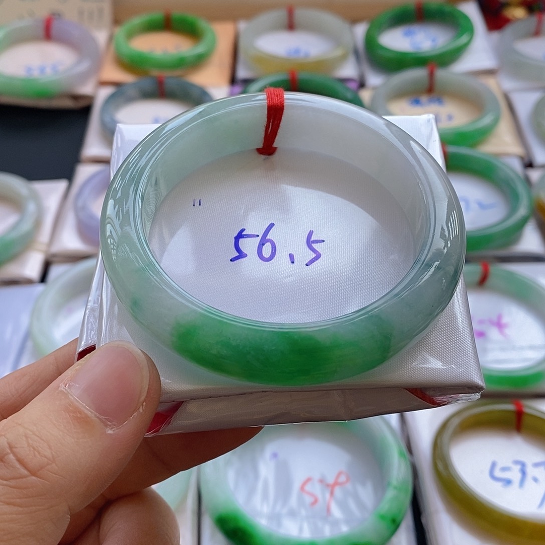 翡翠未镶嵌手镯11号