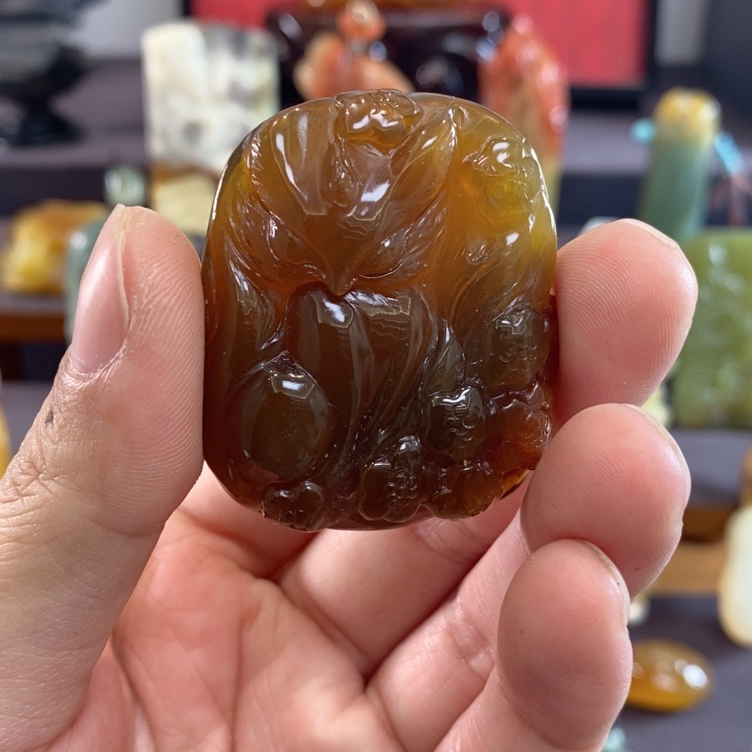 岫玉九尾狐挂件未镶嵌