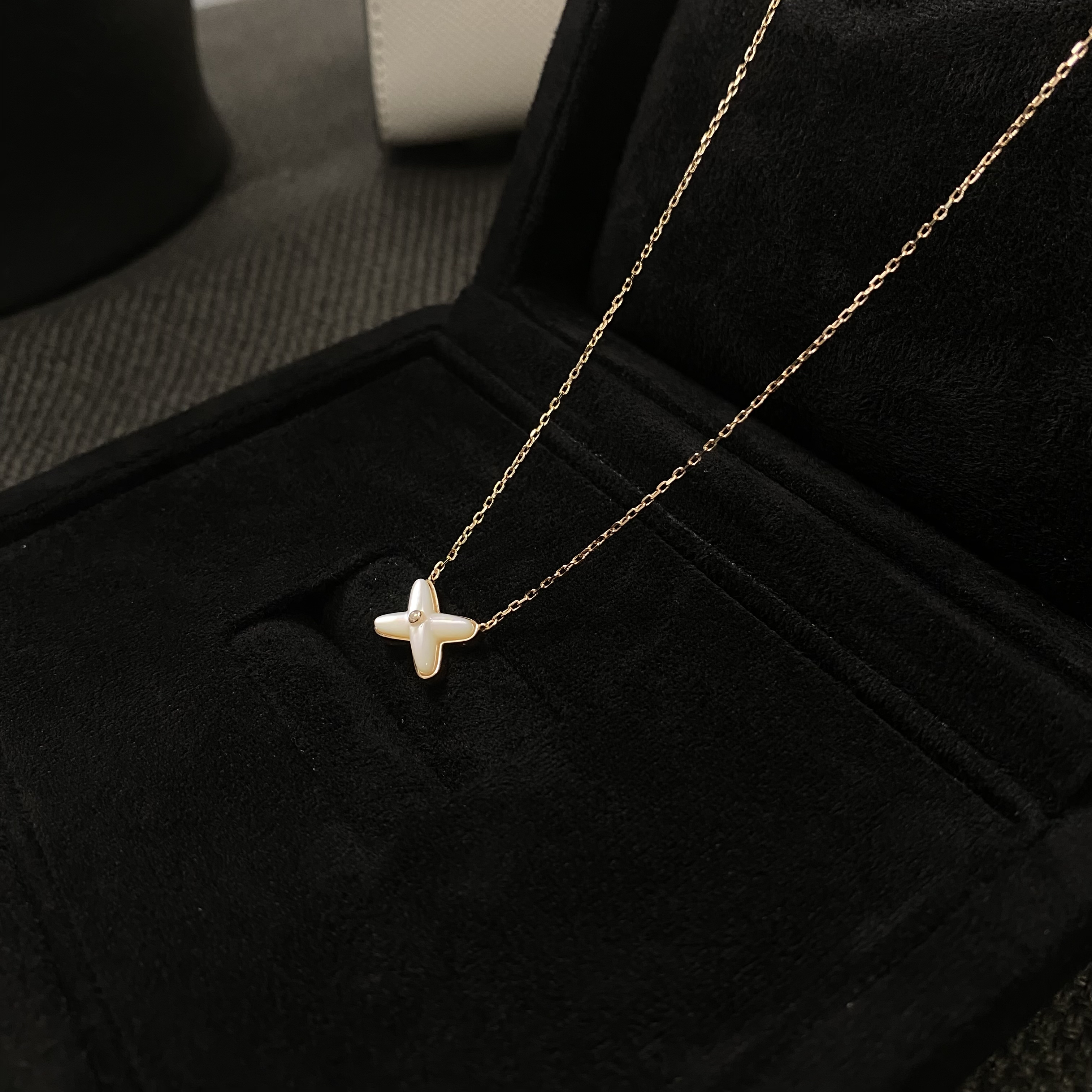 坠链均925银贝壳 十字叉项链气质白色轻奢时尚优雅百搭ins风N0144