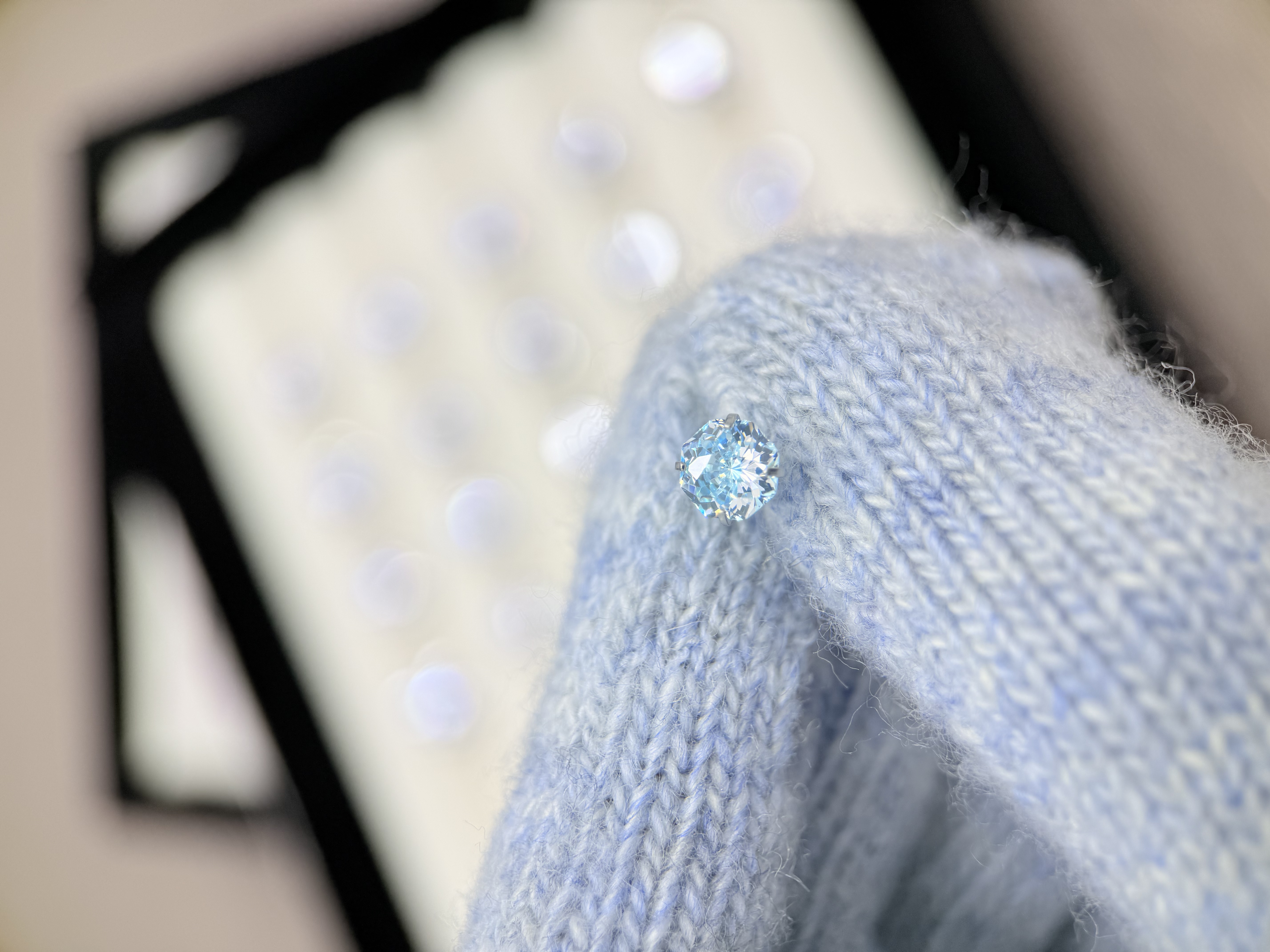 钛钢锆石耳饰 A664 双色大理石切锆石6mm精致耳骨钉耳钉