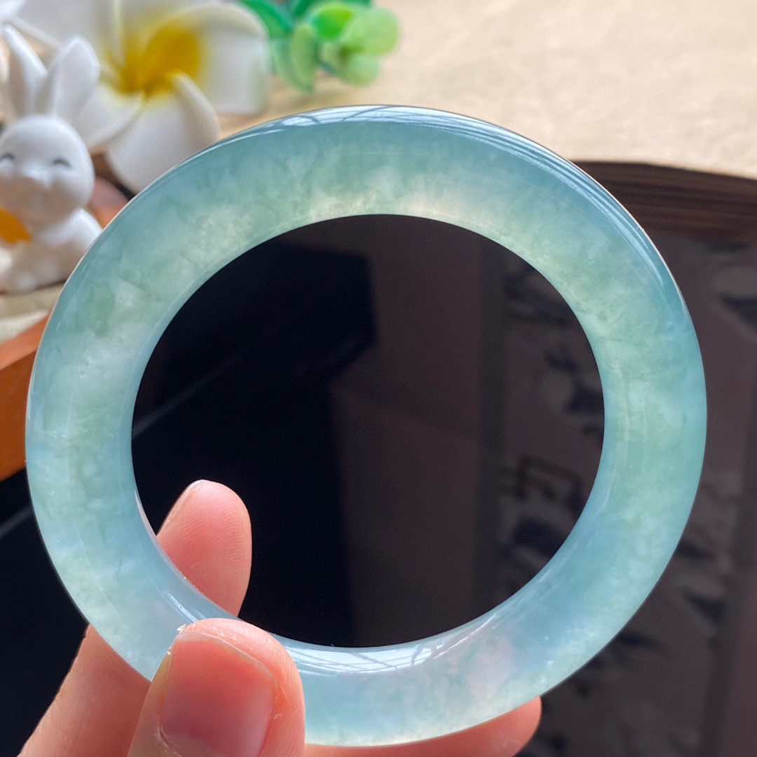 2.21批931号翡翠手镯50.5-10木纳冰绿果冻圆条！清新冰薄荷色！