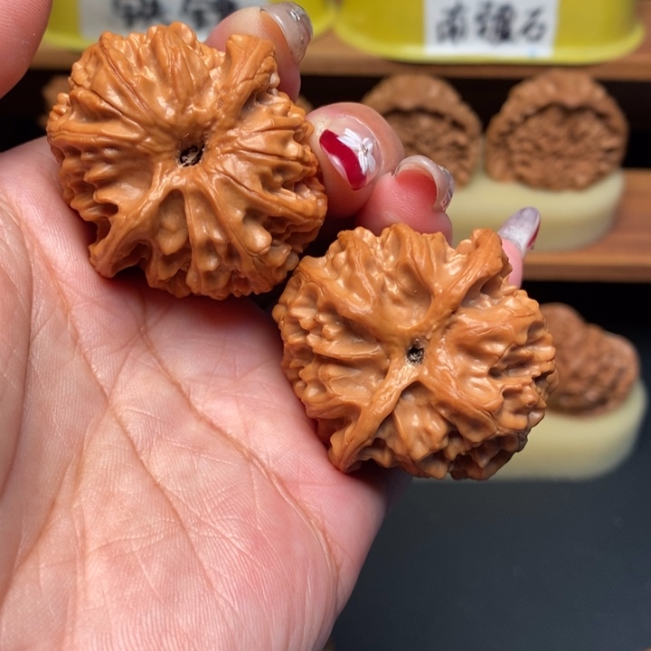 文玩核桃吊坠40全品苹果园