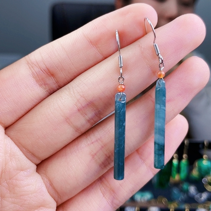 翡翠耳饰未镶嵌饰品