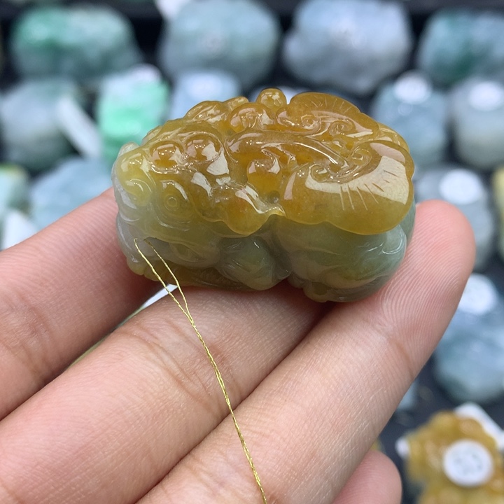 翡翠未镶嵌颈饰天然缅甸翡翠