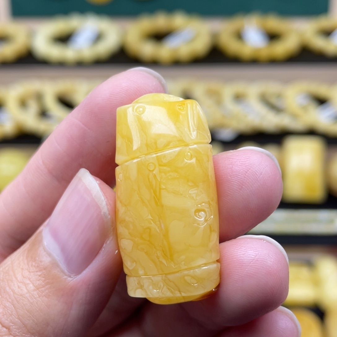 琥珀裸石未镶嵌琥珀蜜蜡