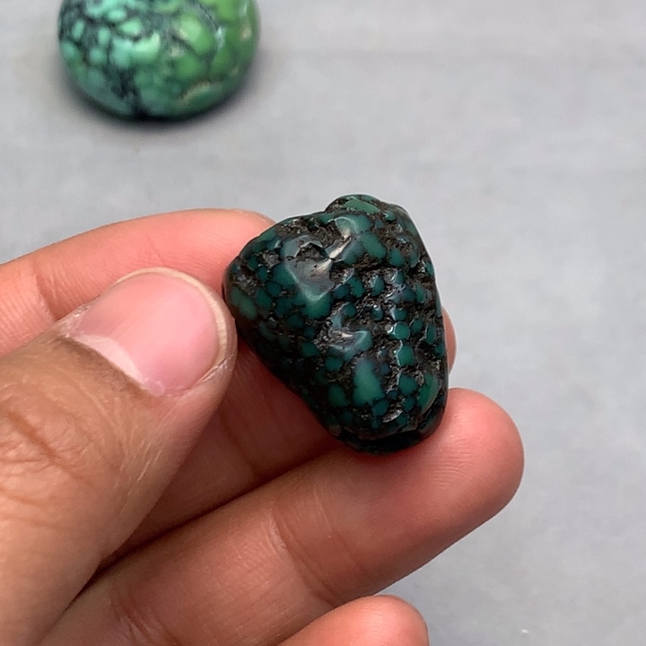 绿松石颈饰未镶嵌