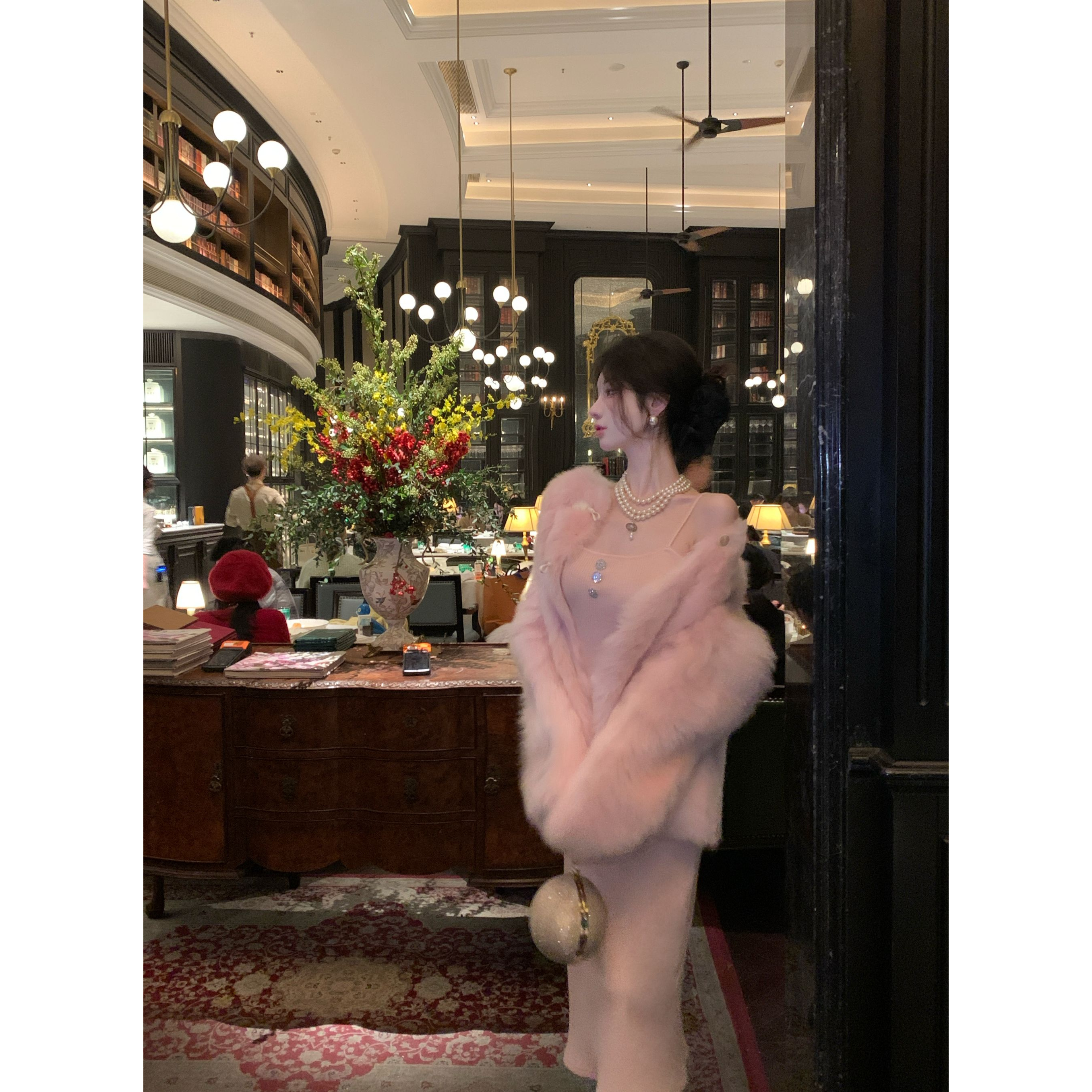 【雅乔定制】草莓牛奶 托斯卡纳羊皮毛一体皮草外套DYJJ-24110669