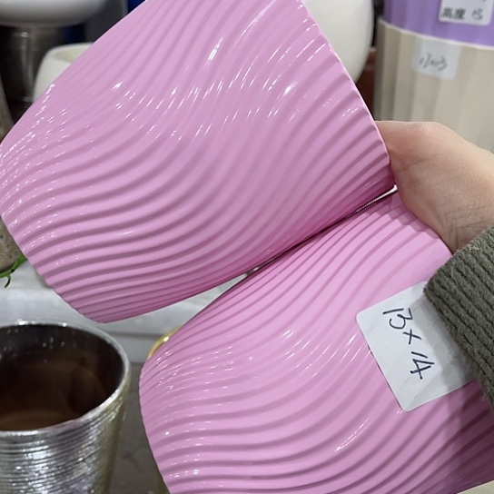 多肉绿植陶瓷花盆9.9包邮，有孔