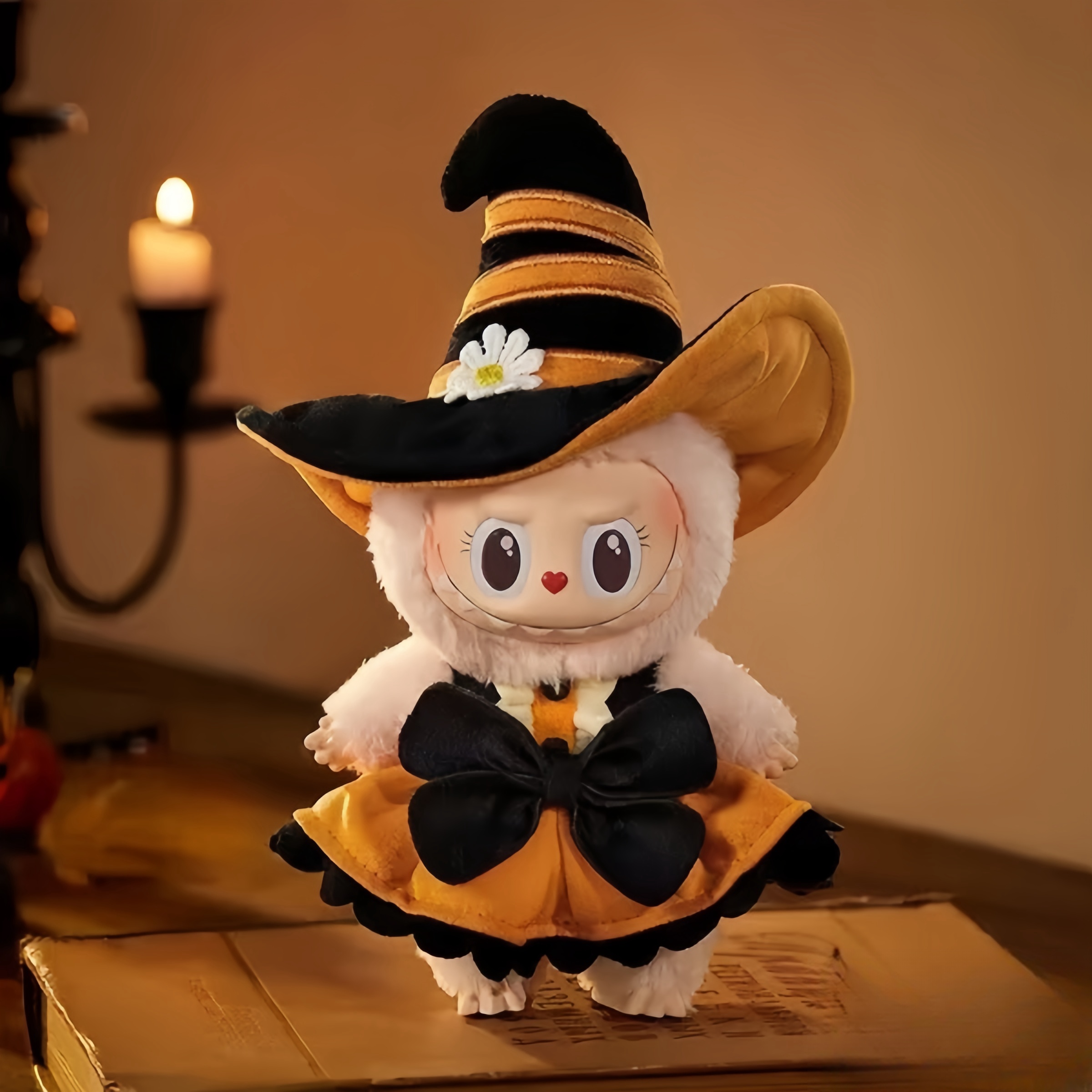 【国版-万圣女巫】搪胶毛绒挂件潮流公仔