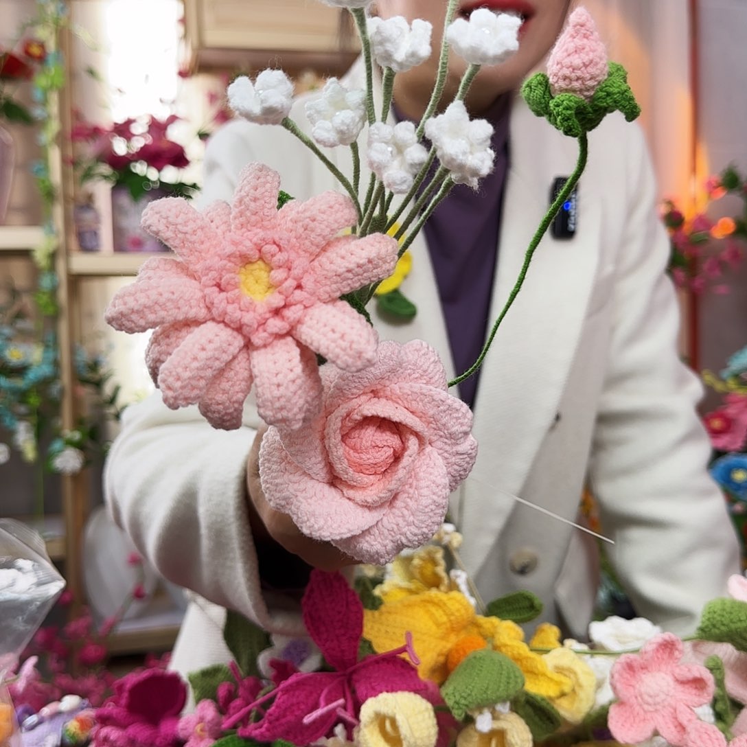 纯手工钩织钩织花束 