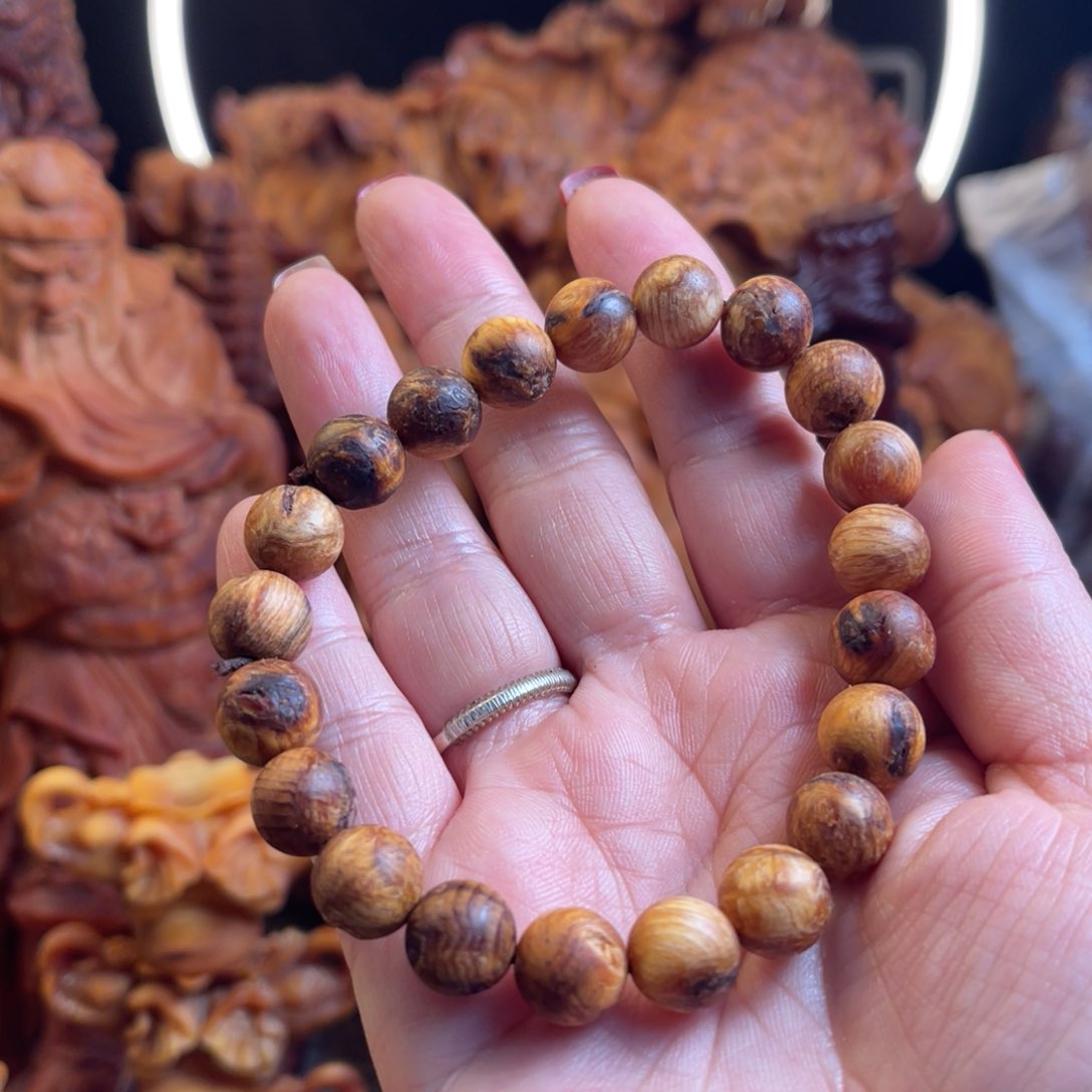 松木（琥珀木）其他瑕1.0瘤疤手串