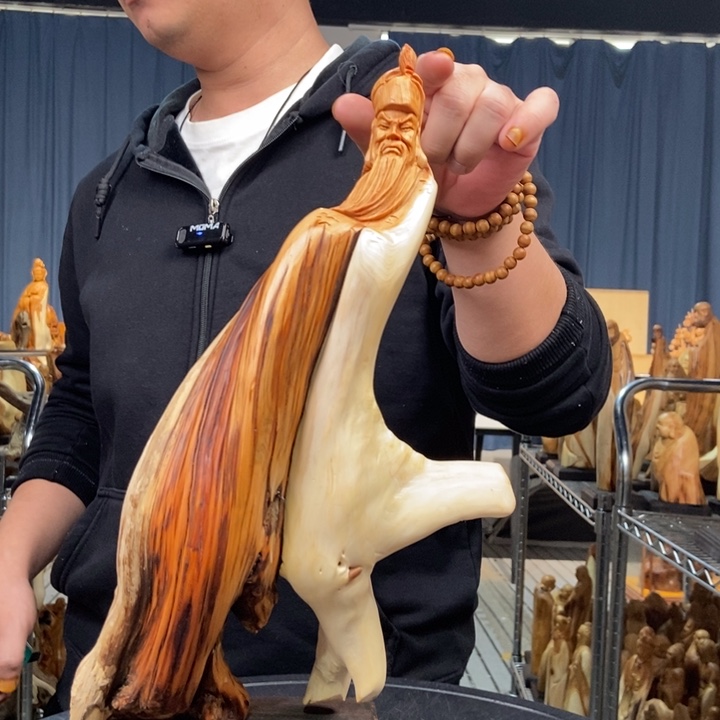 柏木（崖柏）随型摆件