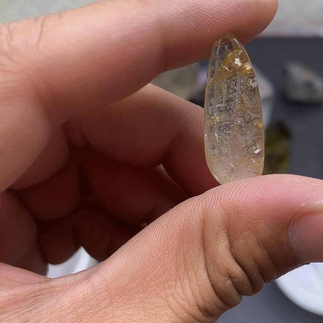 未镶嵌颈饰水晶30水晶石