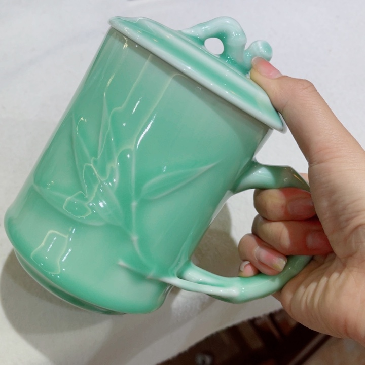 青瓷哈哈哈哈哈哈哈哈