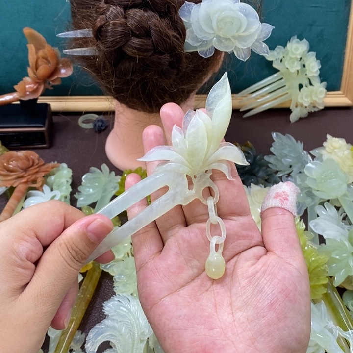 蛇纹石玉发饰未镶嵌