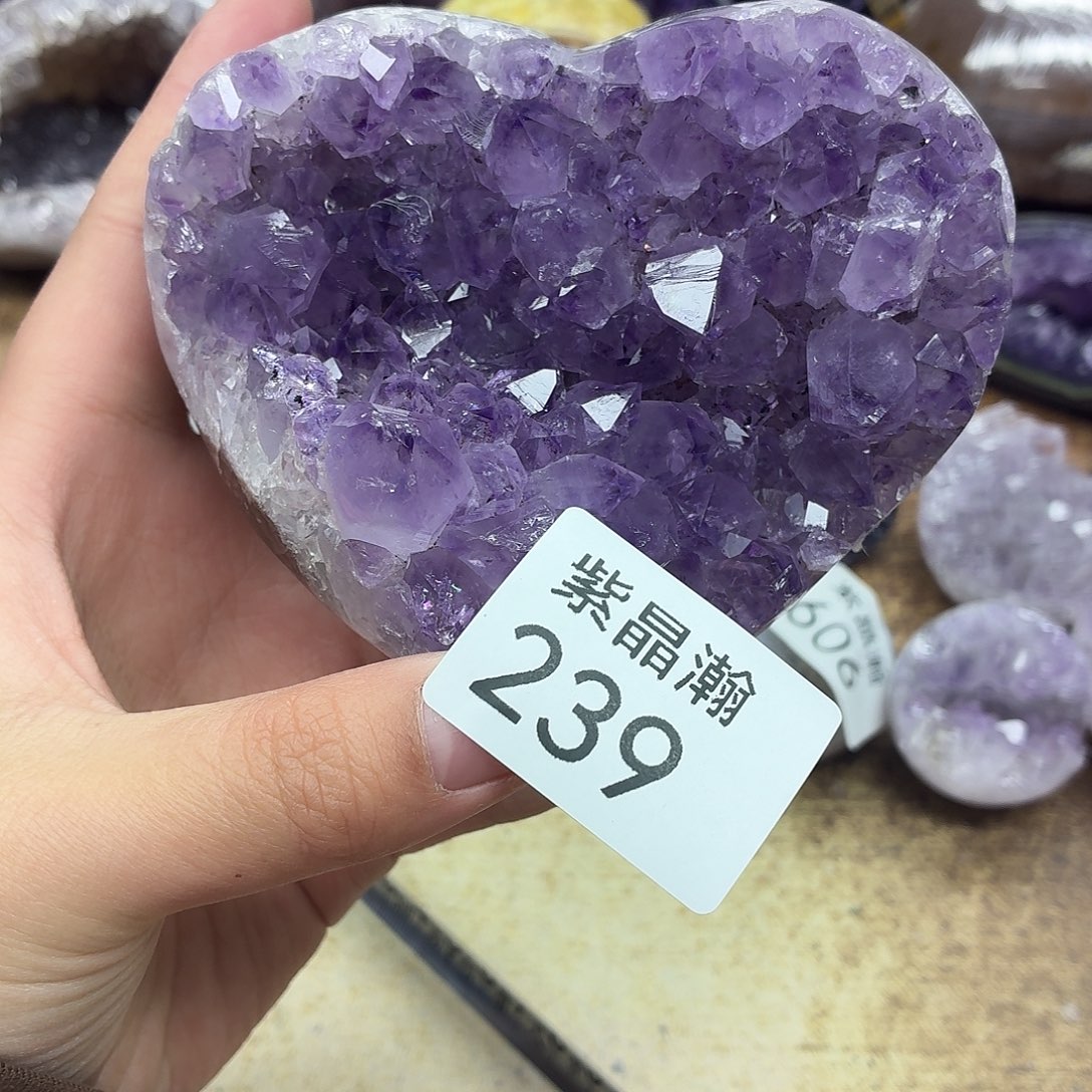 水晶未镶嵌大型摆件（非配饰）