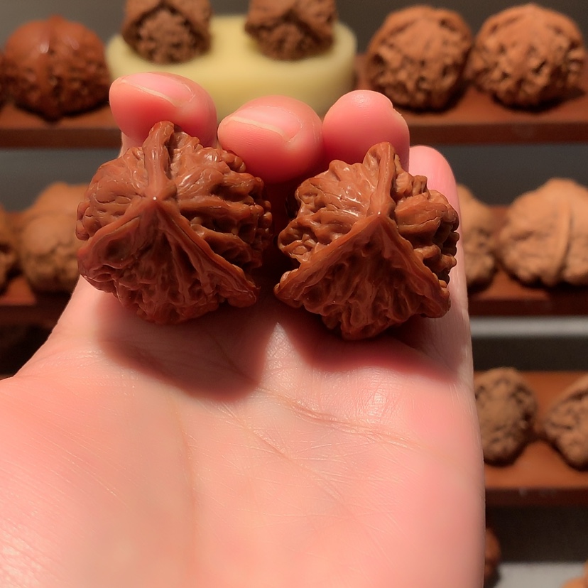 【闪购商品】文玩核桃吊坠三棱32