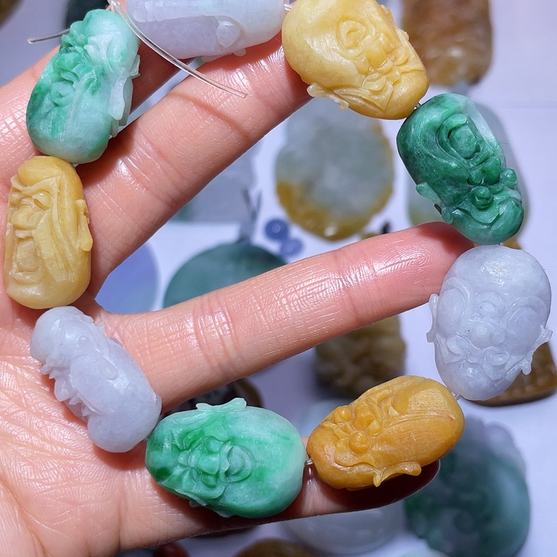 定制翡翠未镶嵌翡翡