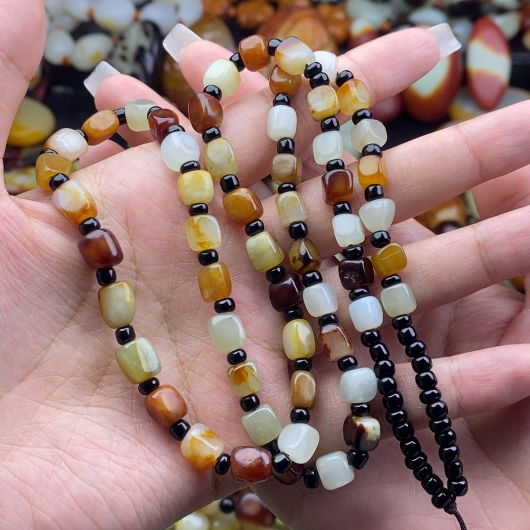 和田玉未镶嵌手链