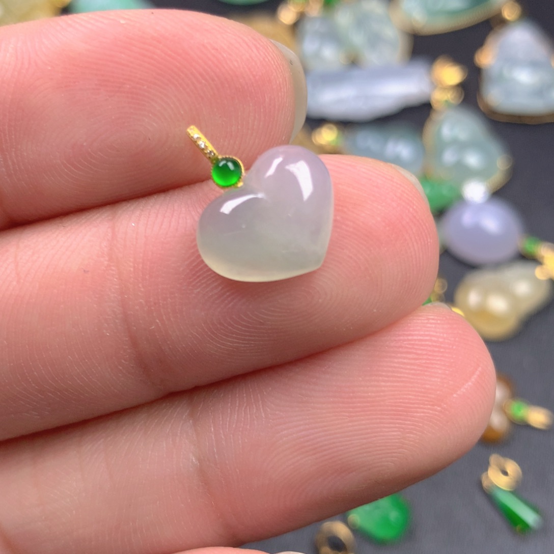 【闪购商品】颈饰18K金镶嵌翡翠翡翠