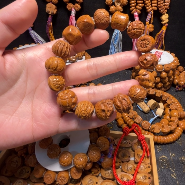 风***莲桃核手串多宝手串