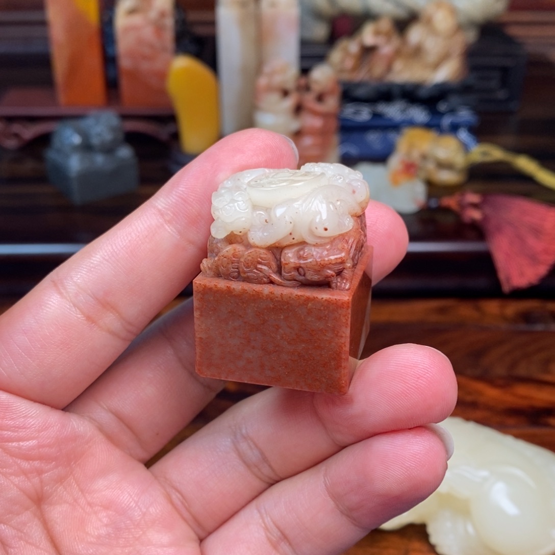 白*寿山石收藏作品石