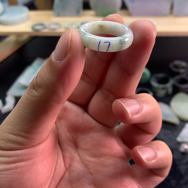 翡翠未镶嵌戒指天然翡翠