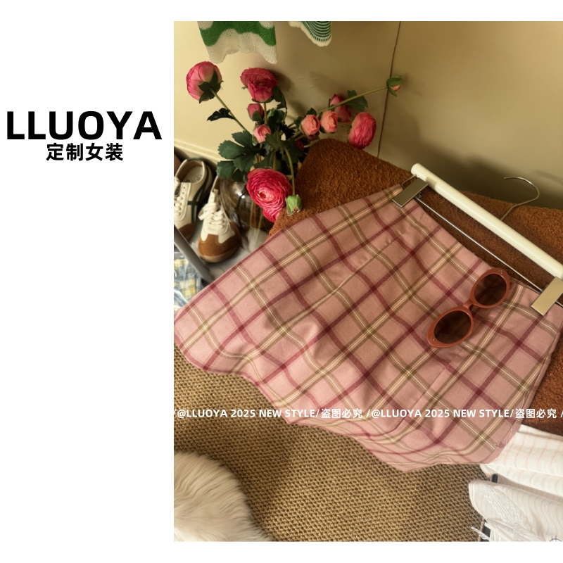 LLUOYA - 经典粉格夏日撞色短裙