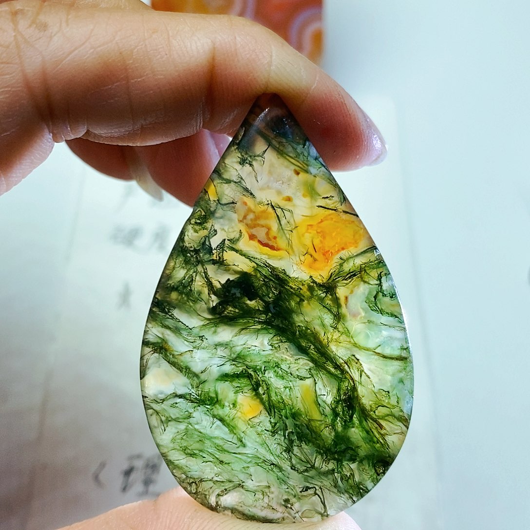 玛瑙/玉髓颈饰未镶嵌宝**奶