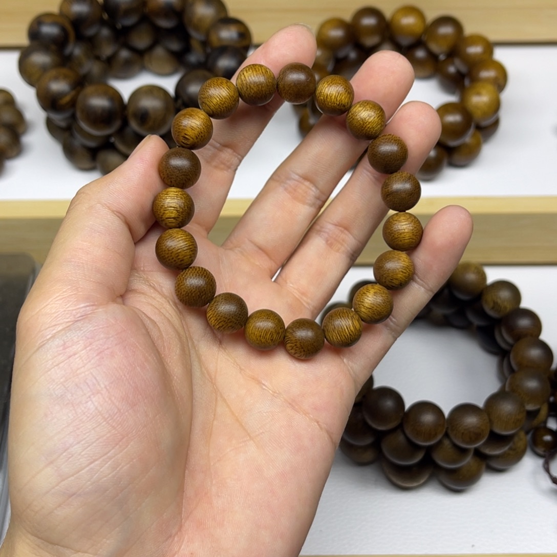 老***登手串沉香越南芽庄黄棋楠1.0