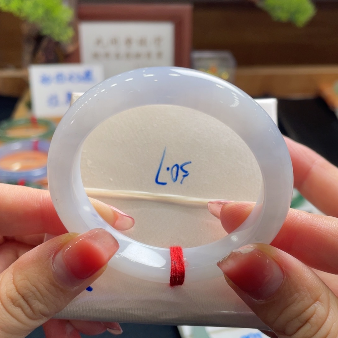 翡翠手镯未镶嵌50.7正