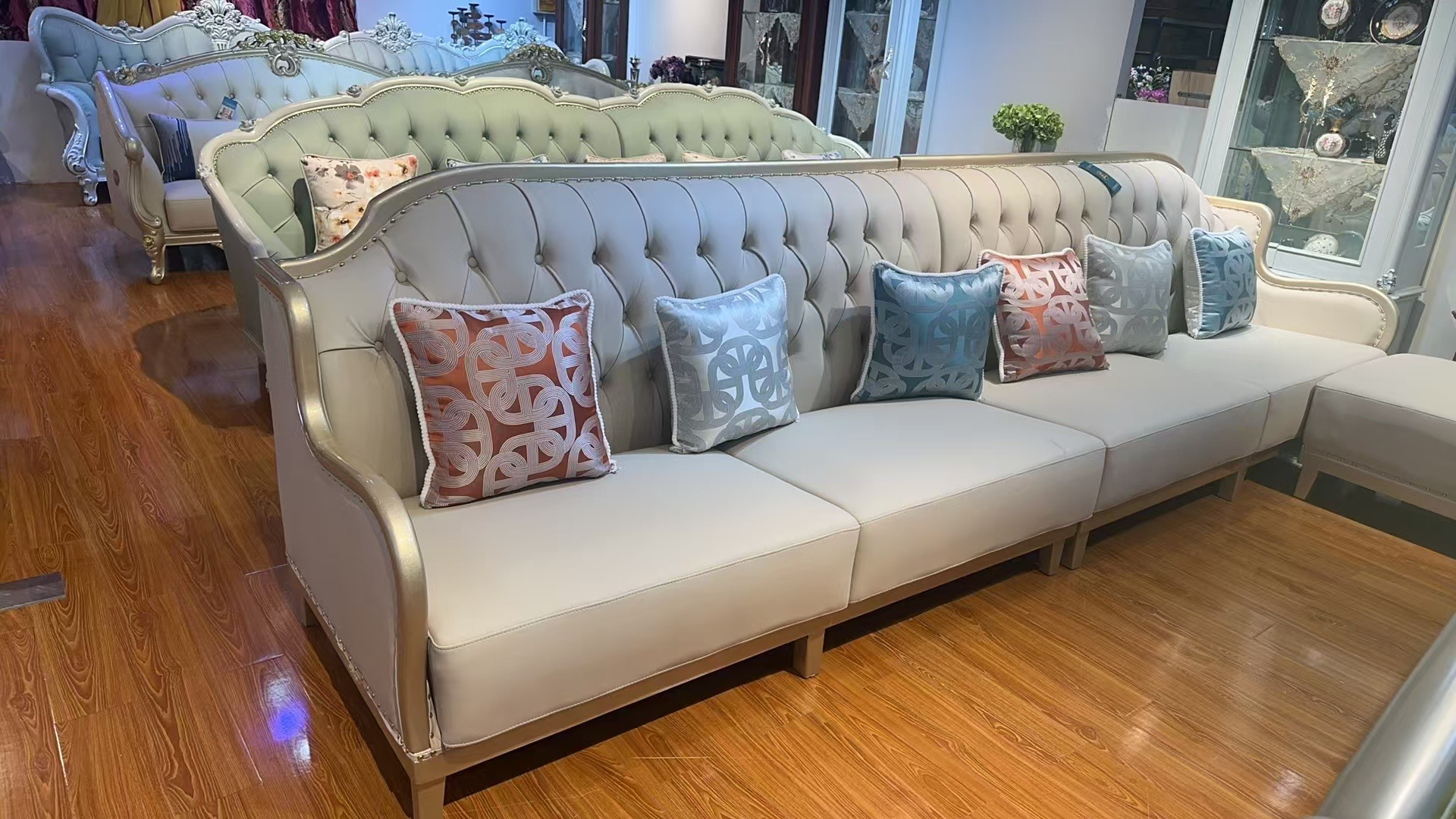 新款美式风格沙发