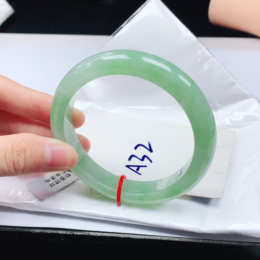【闪购商品】翡翠手镯未镶嵌天然缅甸a货手镯57+