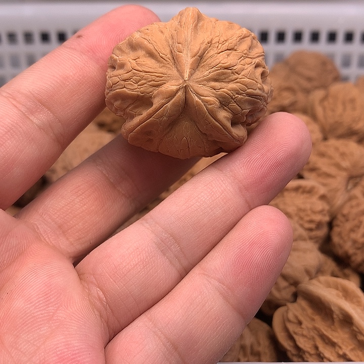 M***e文玩核桃吊坠核桃