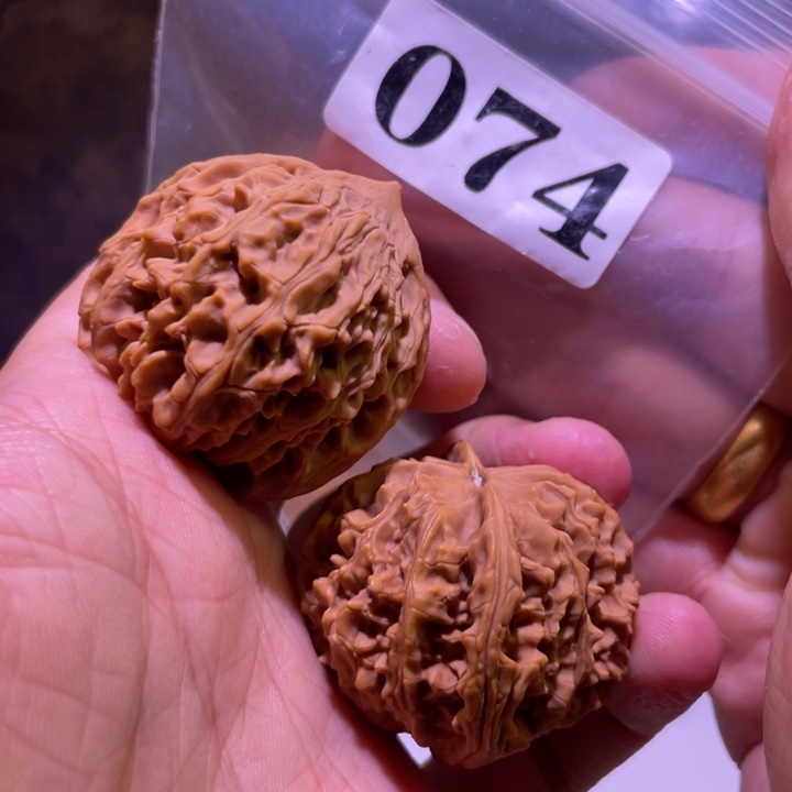不***羊文玩核桃吊坠074野生