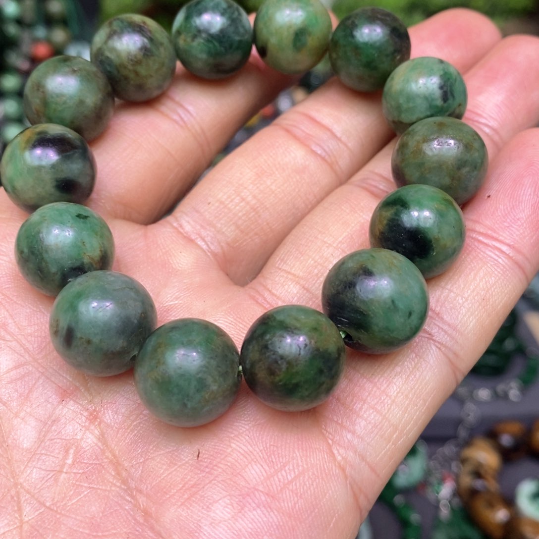 翡翠手链未镶嵌波*漂亮美眉