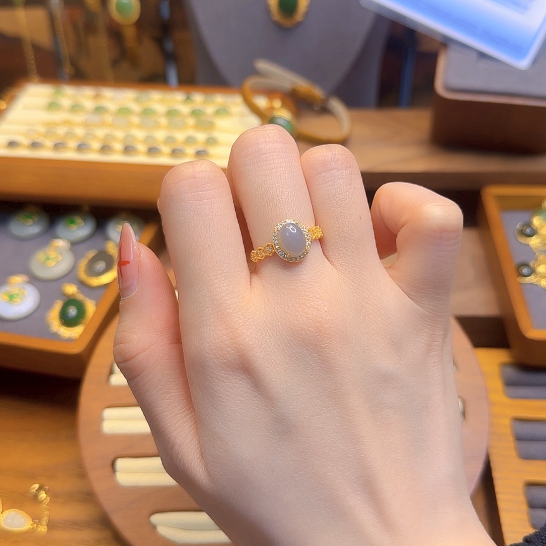 和田玉戒指银S925镀金镶嵌