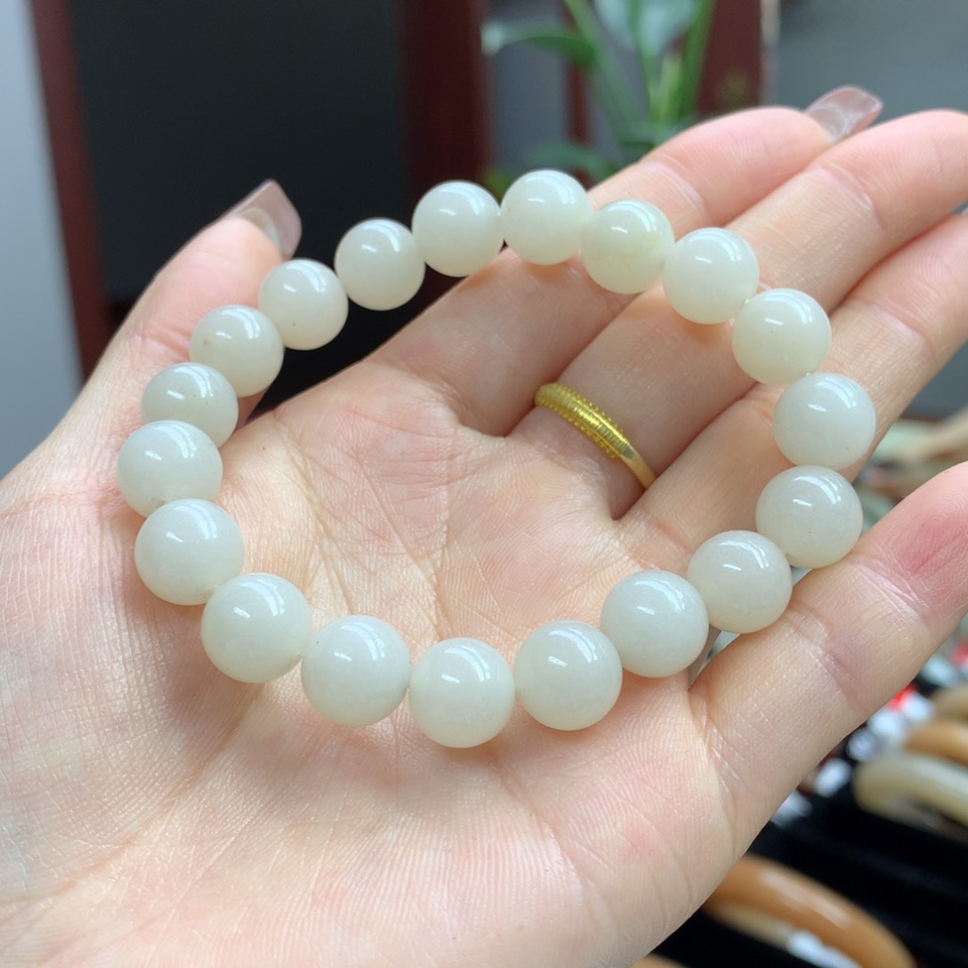 石英质玉串未镶嵌
