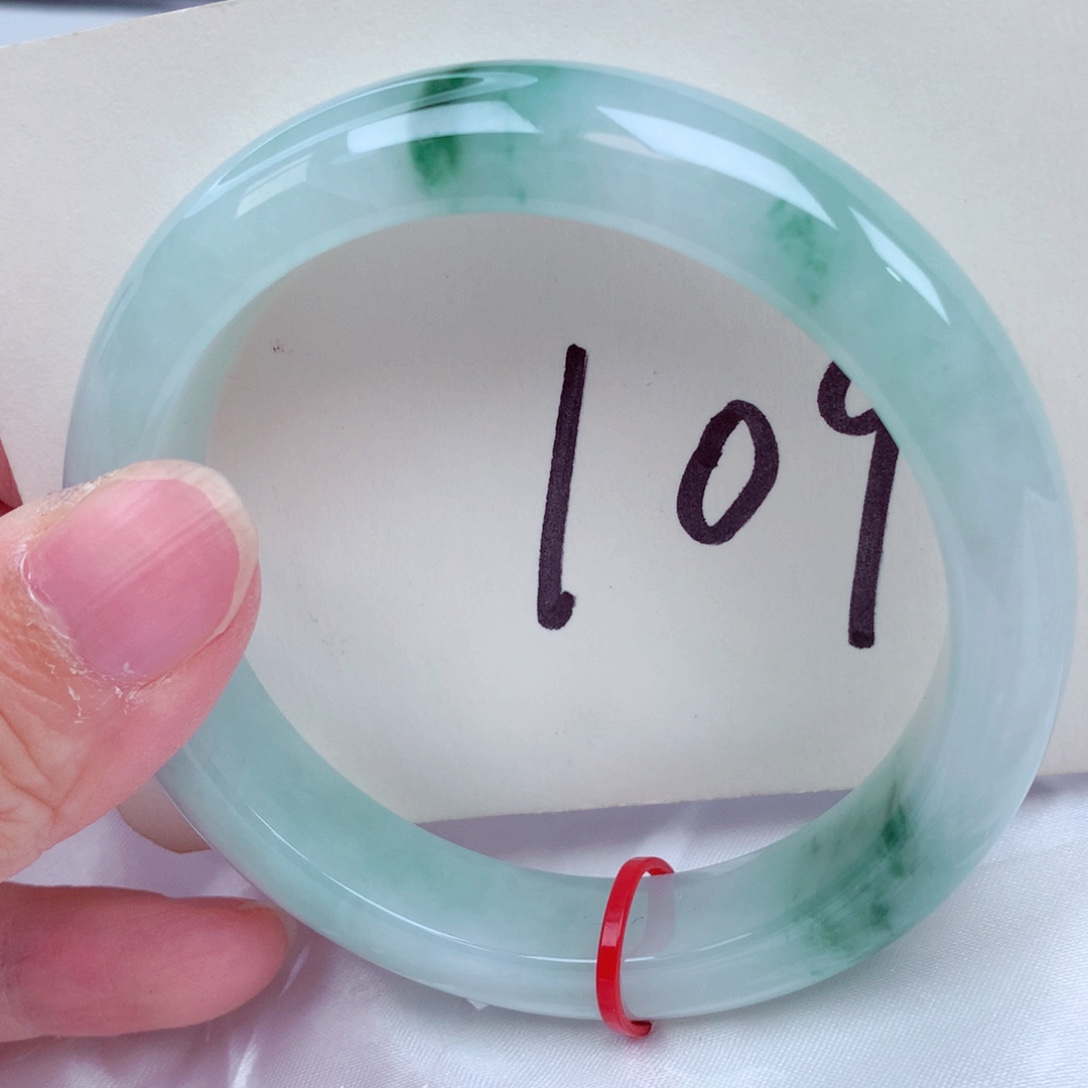 翡翠未镶嵌手镯翡翠