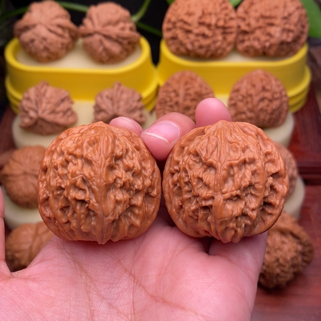 把件文玩核桃39“野生”红皮正磨