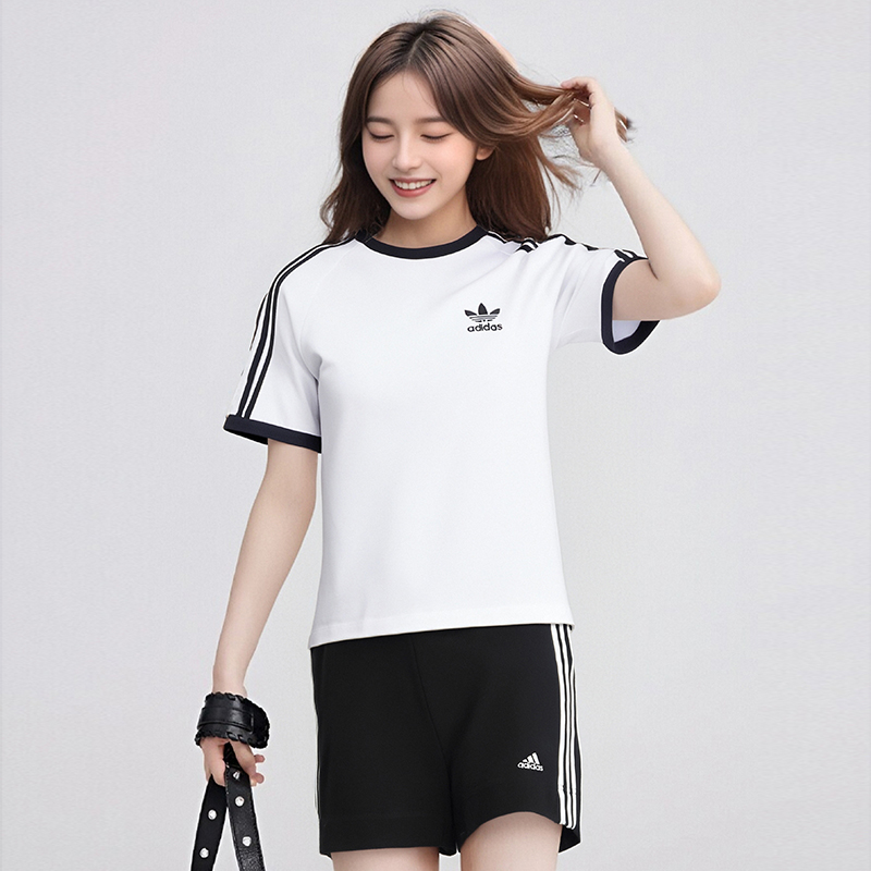 阿迪达斯短袖短裤两件套女士健身训练运动套装跑步T恤宽松运动裤