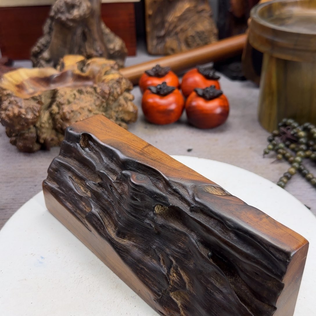 大果紫檀（缅甸花梨）…**.