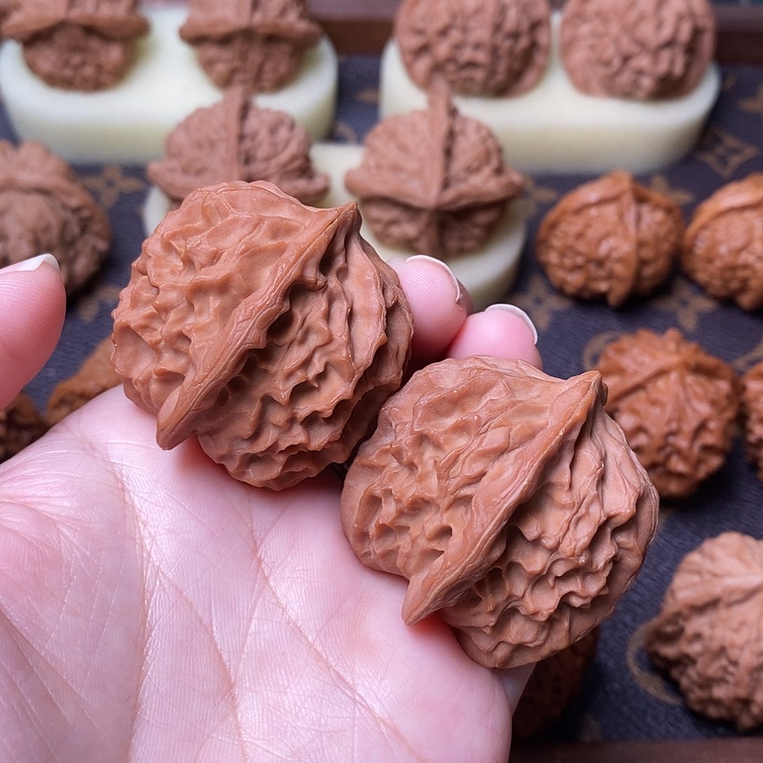 桃核吊坠全品龙鳞39尺