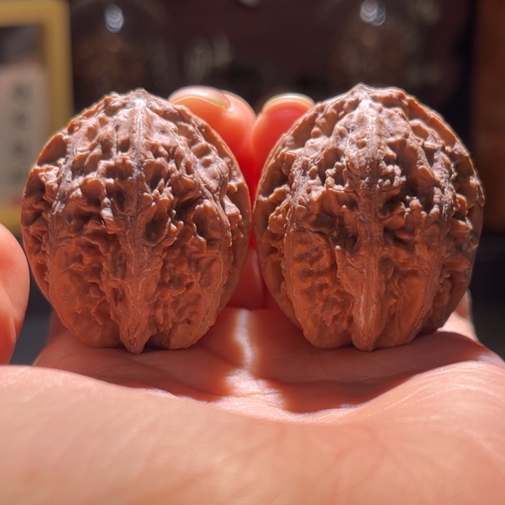 腾***飞文玩核桃吊坠闷尖八棱92