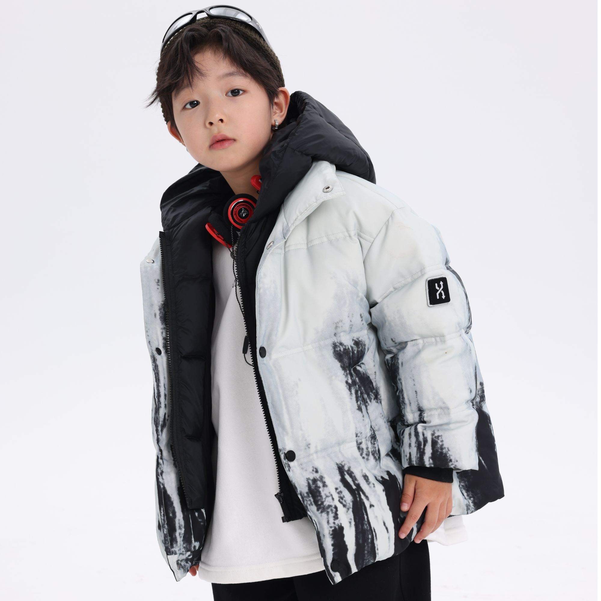 【现货现发】冬季韩版时尚潮流保暖羽绒服男童运动休闲K244YRF4575