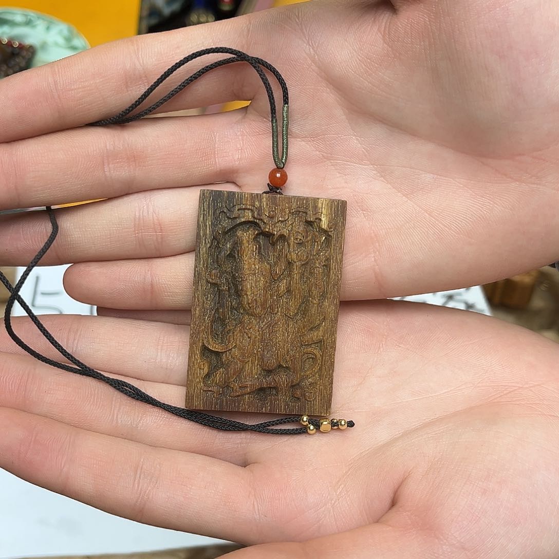 大叶紫檀（黑酸枝木类）